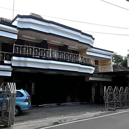 阿拉米酒店 Klaten 外观 照片